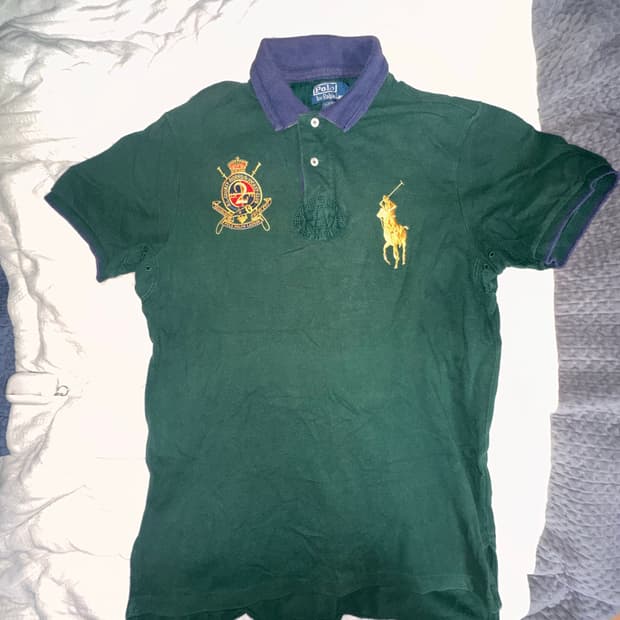 폴로 카라 티셔츠