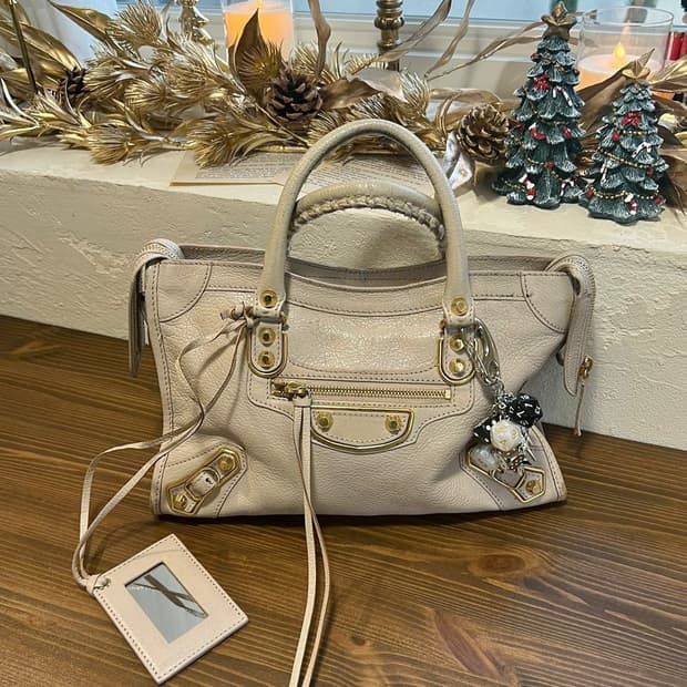 발렌시아가 클래식 모터백 스몰