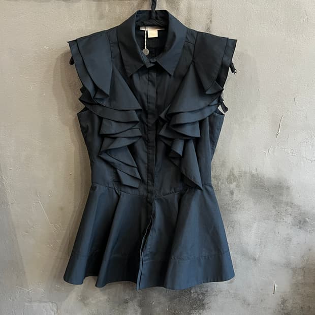 안토니오 베라르디 러플 페플럼 슬리브리스 탑