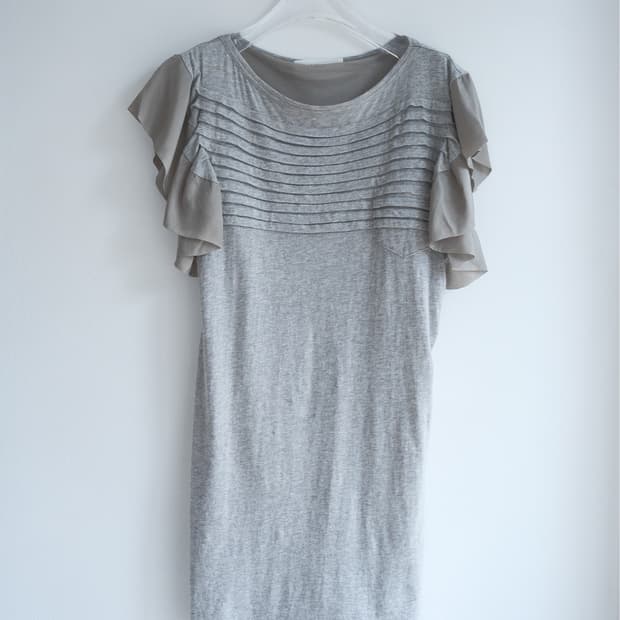 Frill layered dress