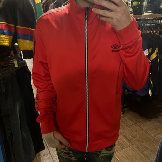 [HI] y2k 엄브로 져지 레드