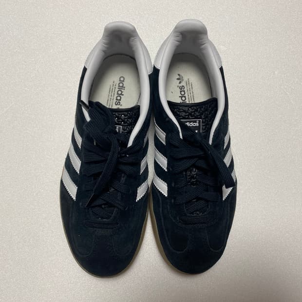 Adidas gazelle shose 여성용 230