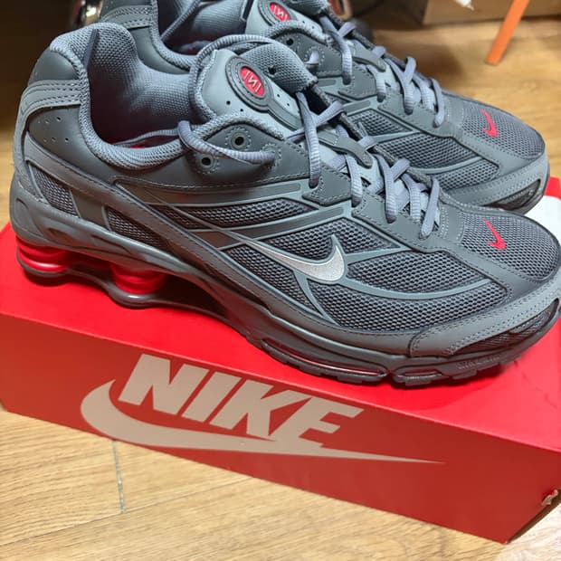 나이키 샥스 라이드2 290