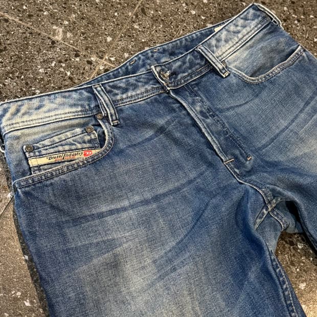 디젤 자티니 디스트로이드 진