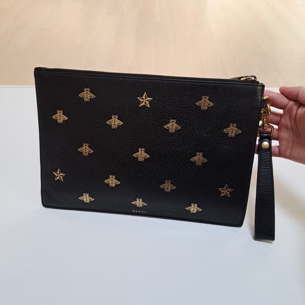 [100%/정품] 구찌 비 스타 레더 클러치 블랙, 구찌클러치,구찌파우치