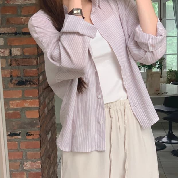 [새상품] 뮤트크레메 라벤더 스트라이프 셔츠