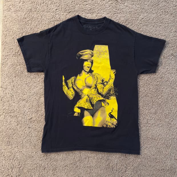 빈티지 카디비 Cardi B 공식 굿즈 티셔츠