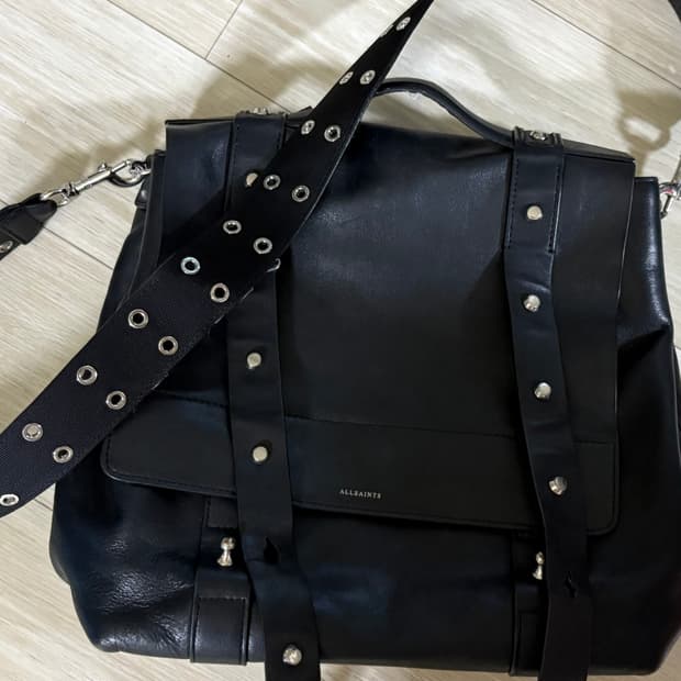 allsaints 올세인츠 가죽 크로스백