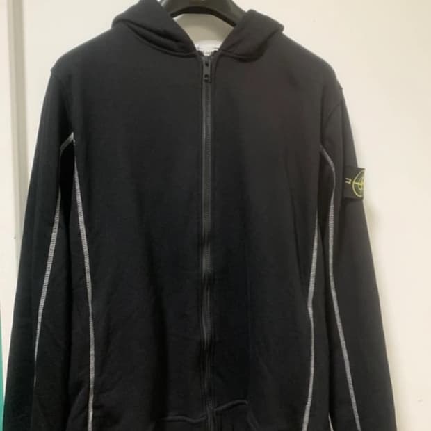 스톤아일랜드 후드집업