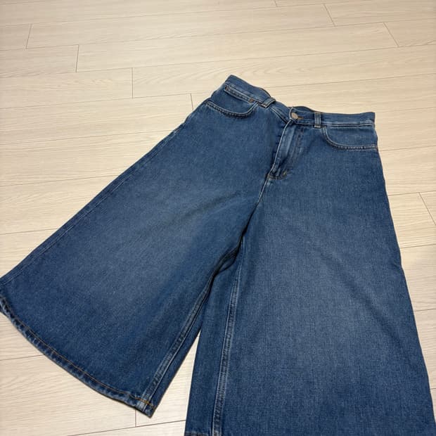 COS 코스 롱 쇼츠 와이드 청 반바지 25인치