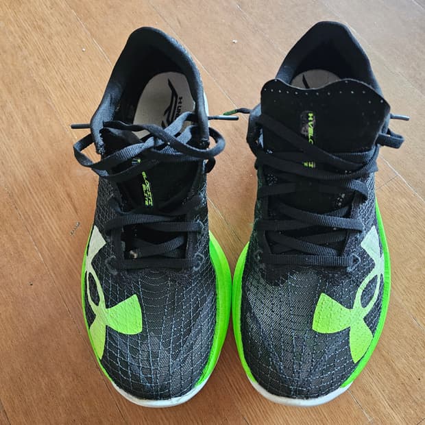 (250)언더아머 마라톤 벨로시티 엘리트2 런닝화