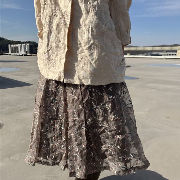 Sheer Floral Mesh Skirt 쉬어 플로럴 메쉬 스커트