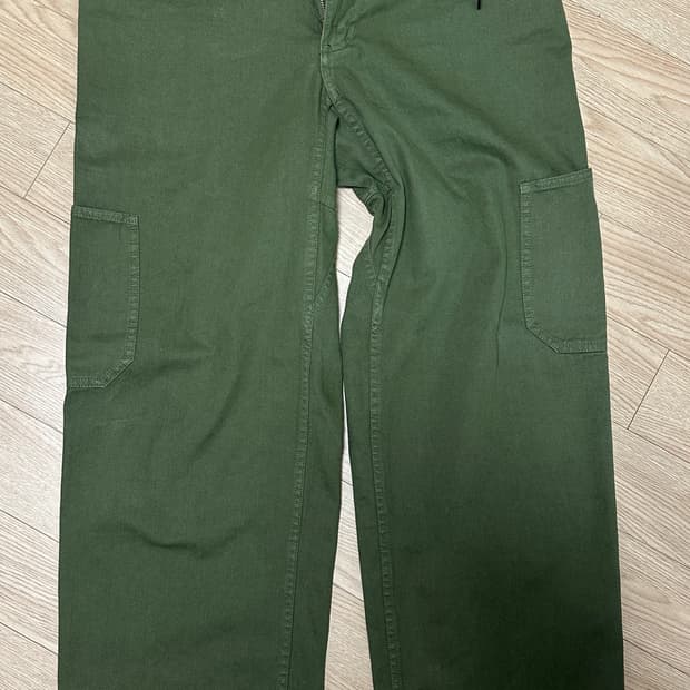 [L] 그라미치 락 슬라이드 와이드 팬츠 올리브