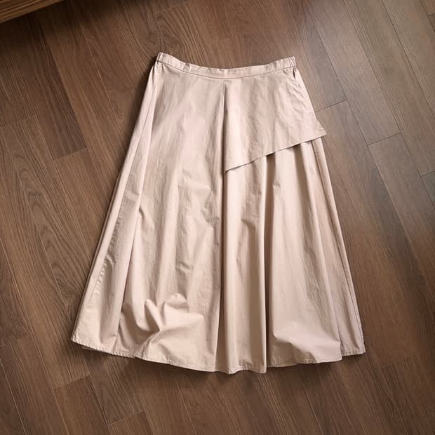 layered long skirt