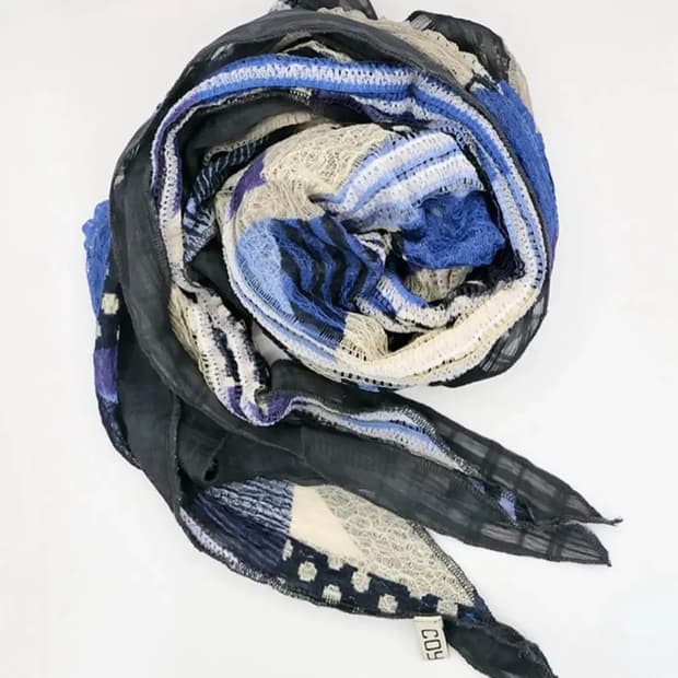 구함) 코이세이오 팝업 증정 스카프 구해요!!