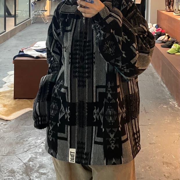 디스이즈네버댓 네이티브 집 자켓 H274