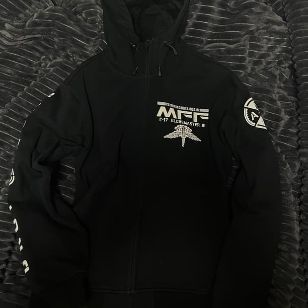 빈티지 밀리터리 하이넥 집업 