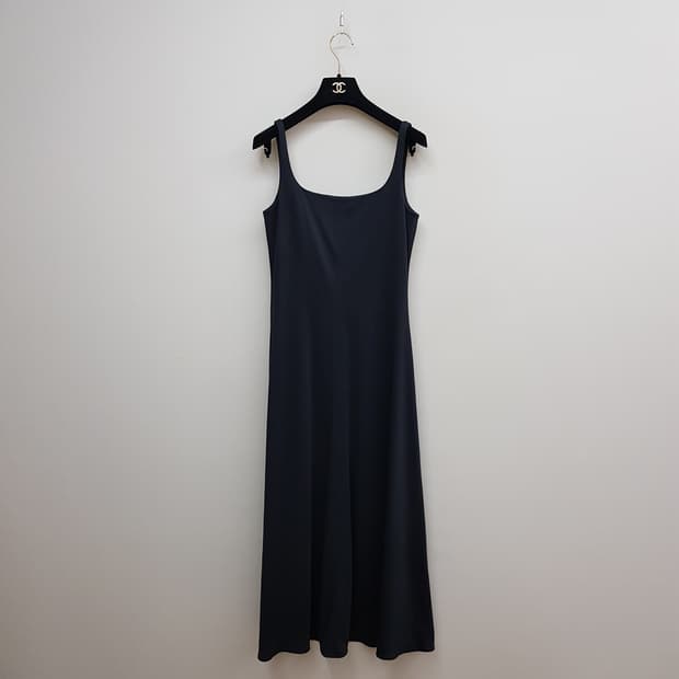 ORR 오르 스퀘어넥 슬리브리스 롱 원피스 s사이즈