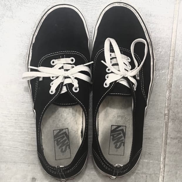 반스 어센틱 블랙 스니커즈 270 세탁X