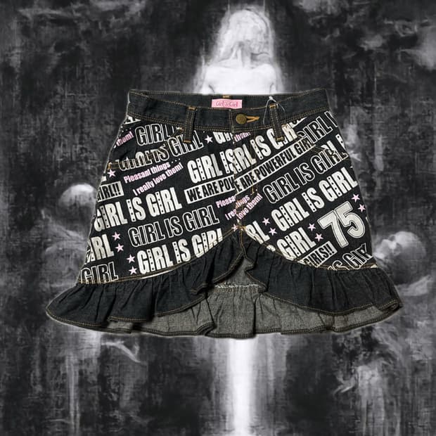 Girl is girl lettering skirt 갸루 레터링 스커트