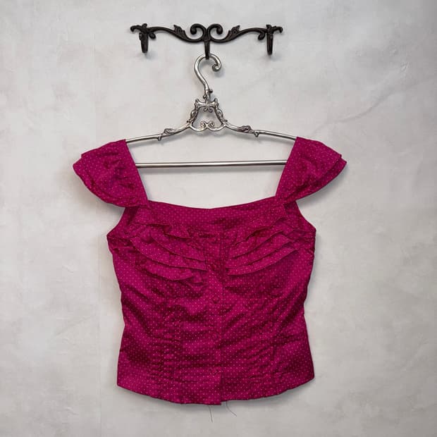 Vivid hot pink dot satin frill 오프숄더 블라우스