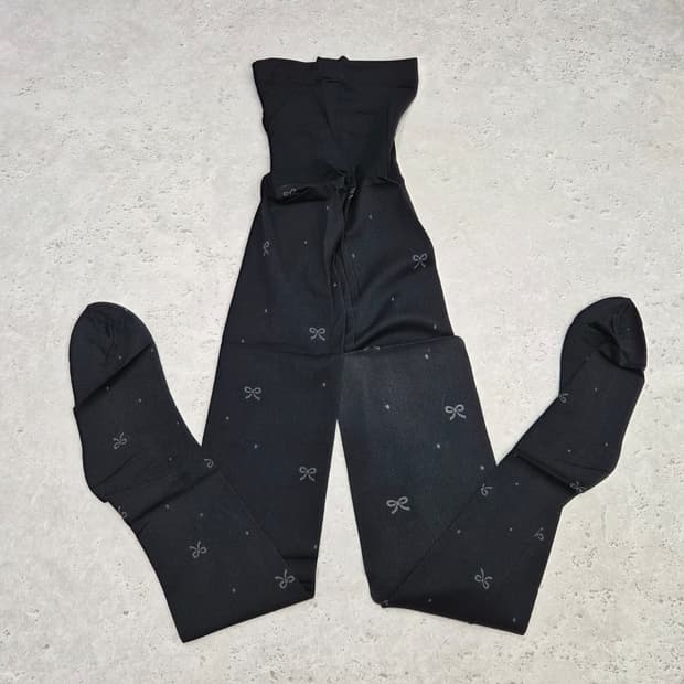 GUNZE 우노간다 콜라보 리본패턴 팬티스타킹