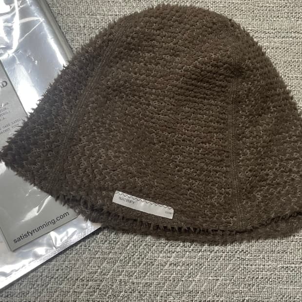 새티스파이 퍼즈플리스 비니