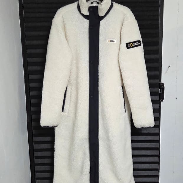 [내셔널지오그래픽] 롱플리스 자켓 판매합니다.