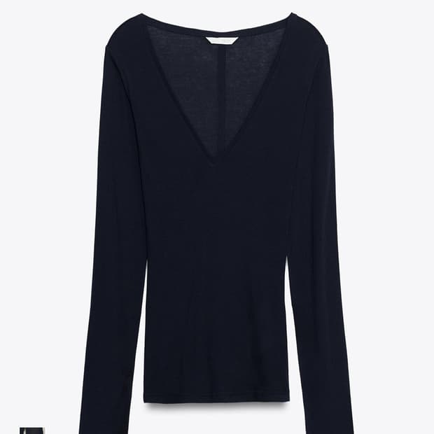 자라 zara 브이넥 티셔츠 네이비 