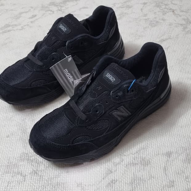 뉴발란스 992 ea 트리플 블랙 265