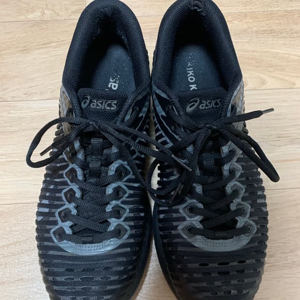 아식스 키코 젤델바 블랙스틸 285