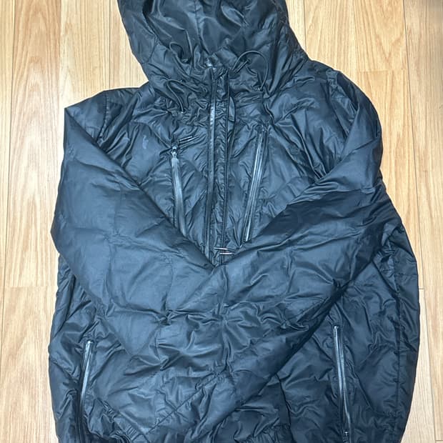 아디다스 경량패딩