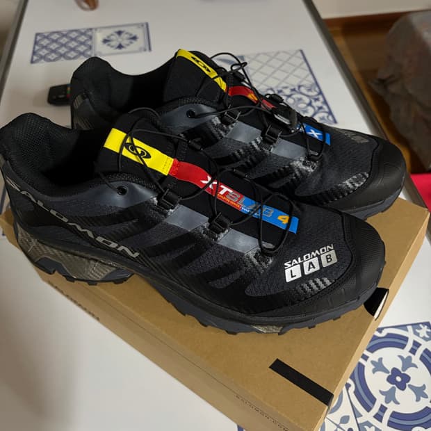 살로몬 XT-4 OG 블랙 색상 295 새상품