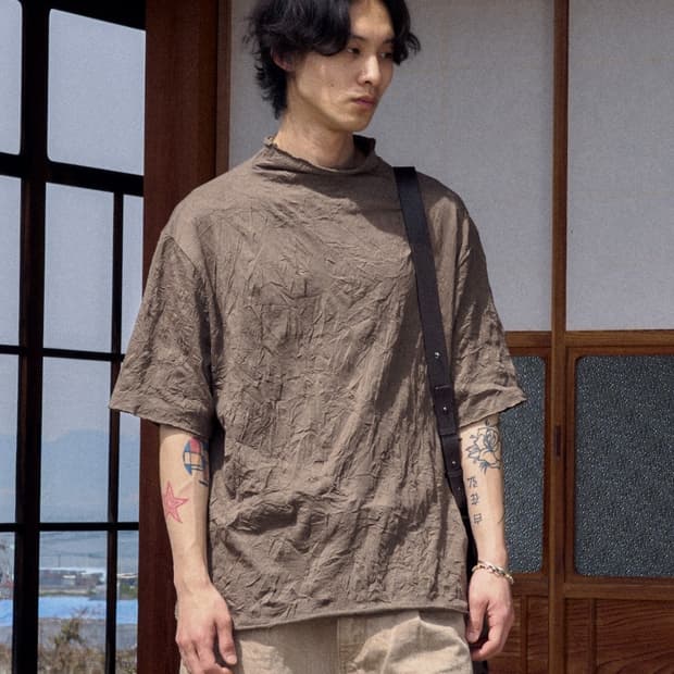  Creased Mock-neck H/S T-shirt