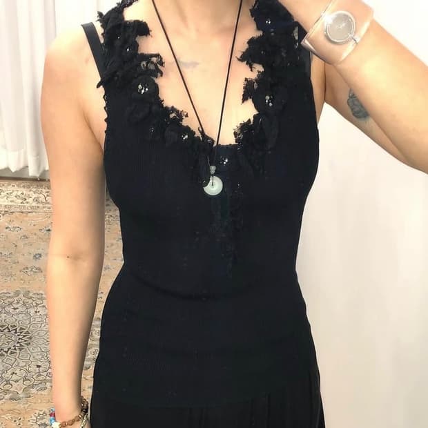 큐빅 디테일 슬리브시스 