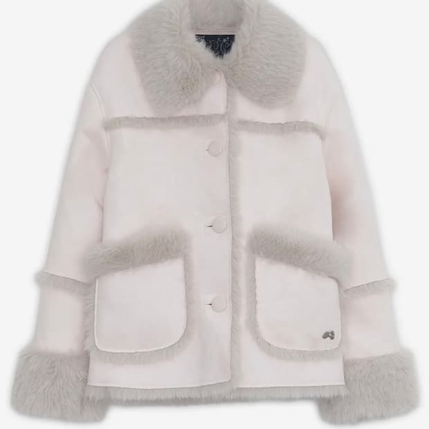 허그유어스킨 시어링 무스탕