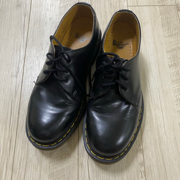 닥터마틴 1461 3홀 스무스 270