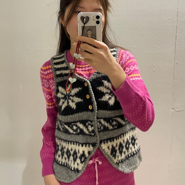 BEAMS nordic pettern knit vest