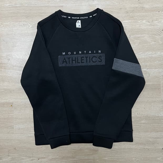 노스페이스 여성 마운틴 애슬레틱 빅로고 크루넥 맨투맨 [블랙] M/90