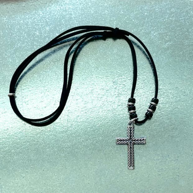 펑크 십자가 목걸이