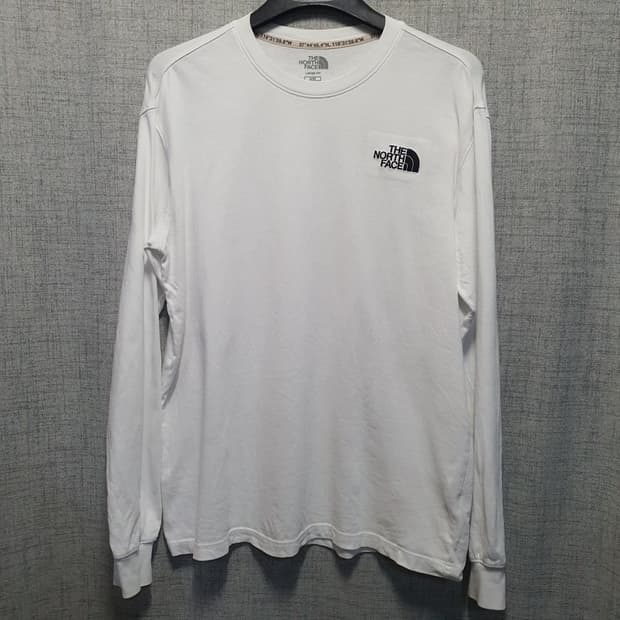 노스페이스 로고 루즈핏 흰색 긴팔티 