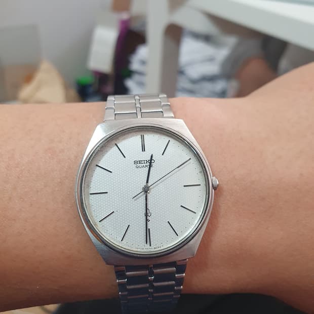 Seiko quartz vintage watch