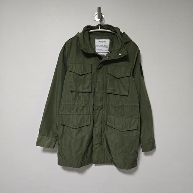 쟈딕앤볼테르 후드 자켓 / 여성 자켓/ 여자 자켓 
총길이 69
어깨길