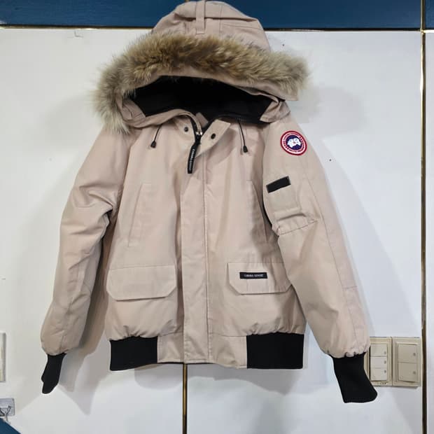 캐나다구스 아이보리 여성 칠리왁 숏패딩 S