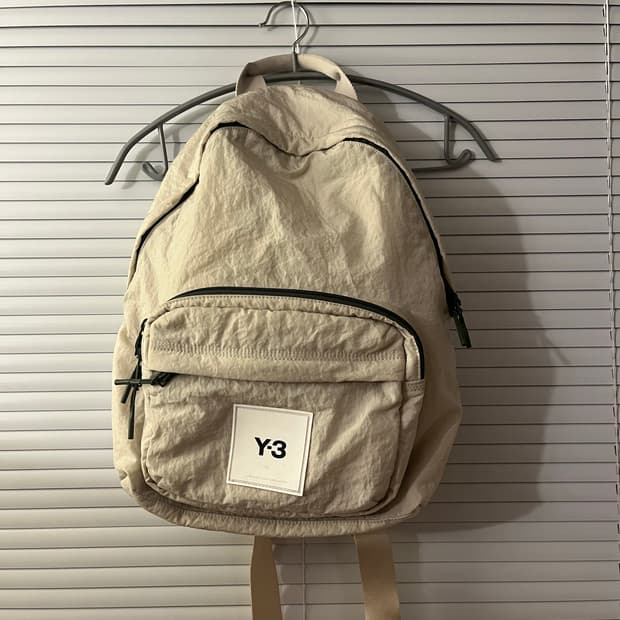 Y-3 테크라이트 백팩
