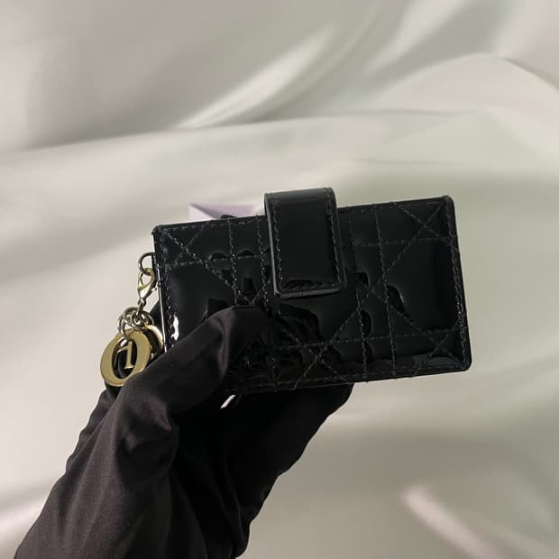 디올 레이디 페이던트 아코디언 카드지갑 블랙 +쇼핑백 포함