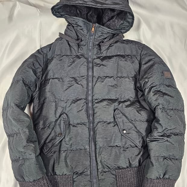 돌체앤가바나후드패딩