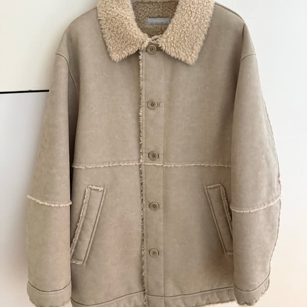 L) 8DIVISION RTW 에잇디비젼 시어링 코트 무스탕