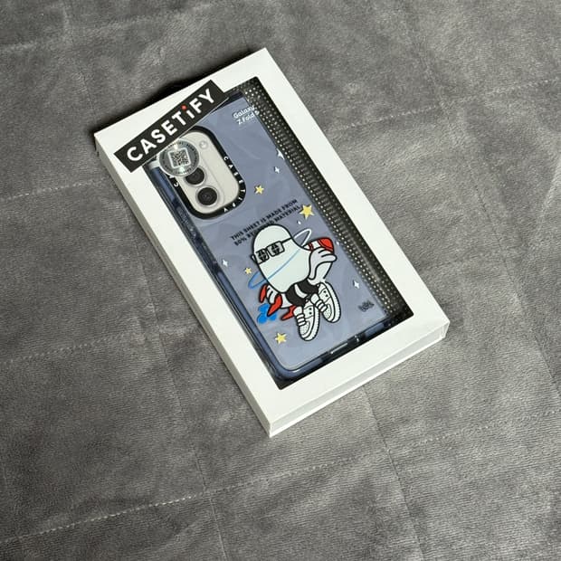 갤럭시 케이스티파이 Sway Jo 콜라보 폴드5