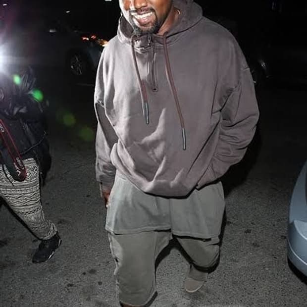yeezy season 1 스웨트 숏 팬츠 S